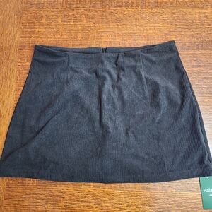 HALARA Black Mini Skirt